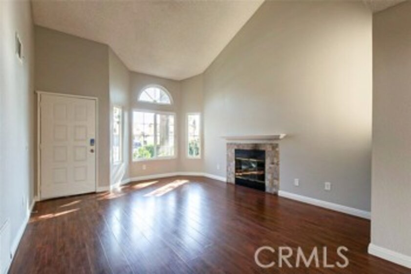 39725 Oak Cliff Drive Photo