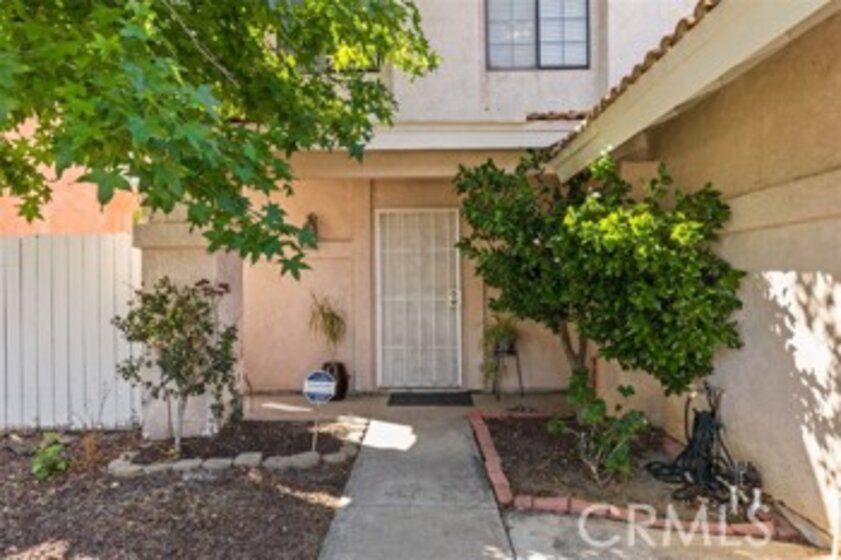 39567 Oak Cliff Drive Photo