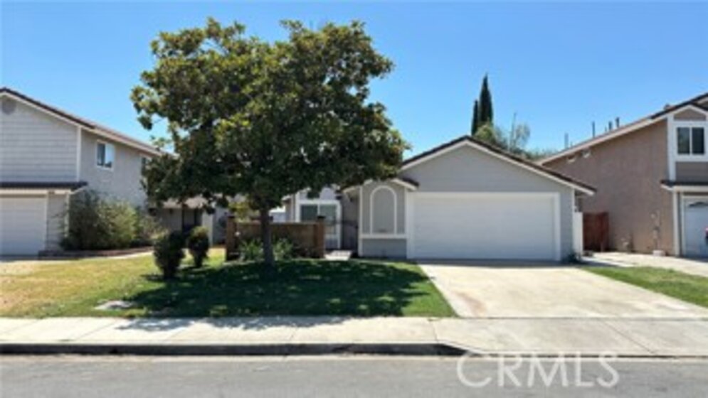 39482 Oak Cliff Drive Photo