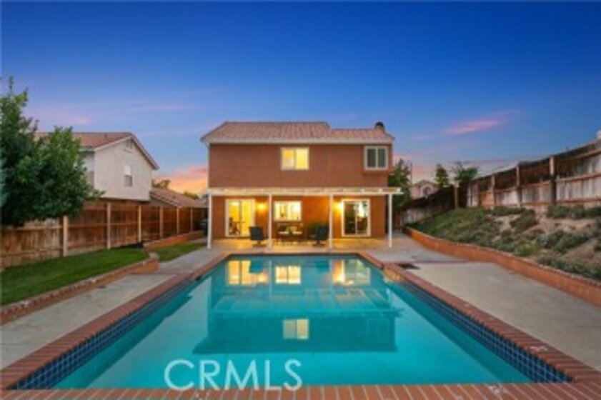 39780 Oak Cliff Drive Photo